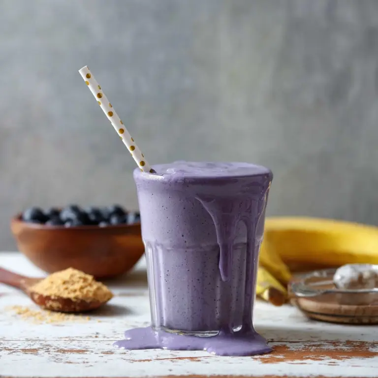 Blueberry Almond Butter Smoothie Recipe