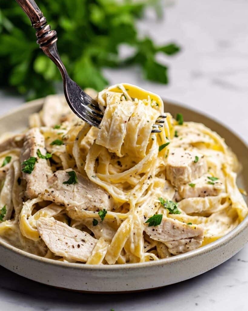 Easy Chicken Alfredo Recipe