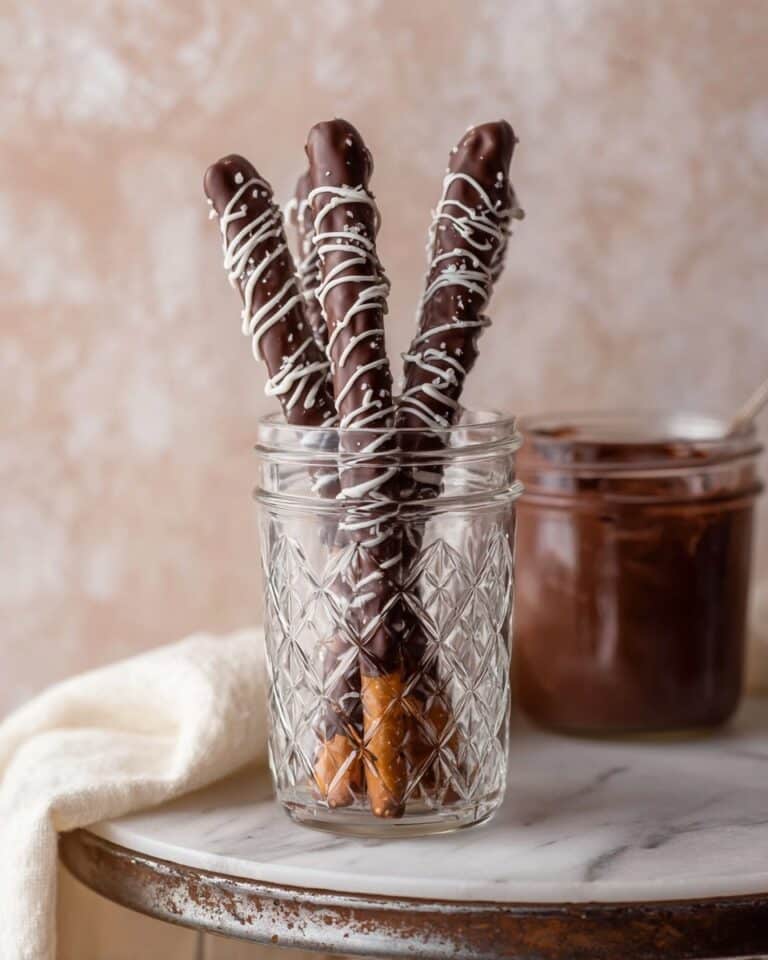 Caramel Chocolate Pretzel Rods Recipe