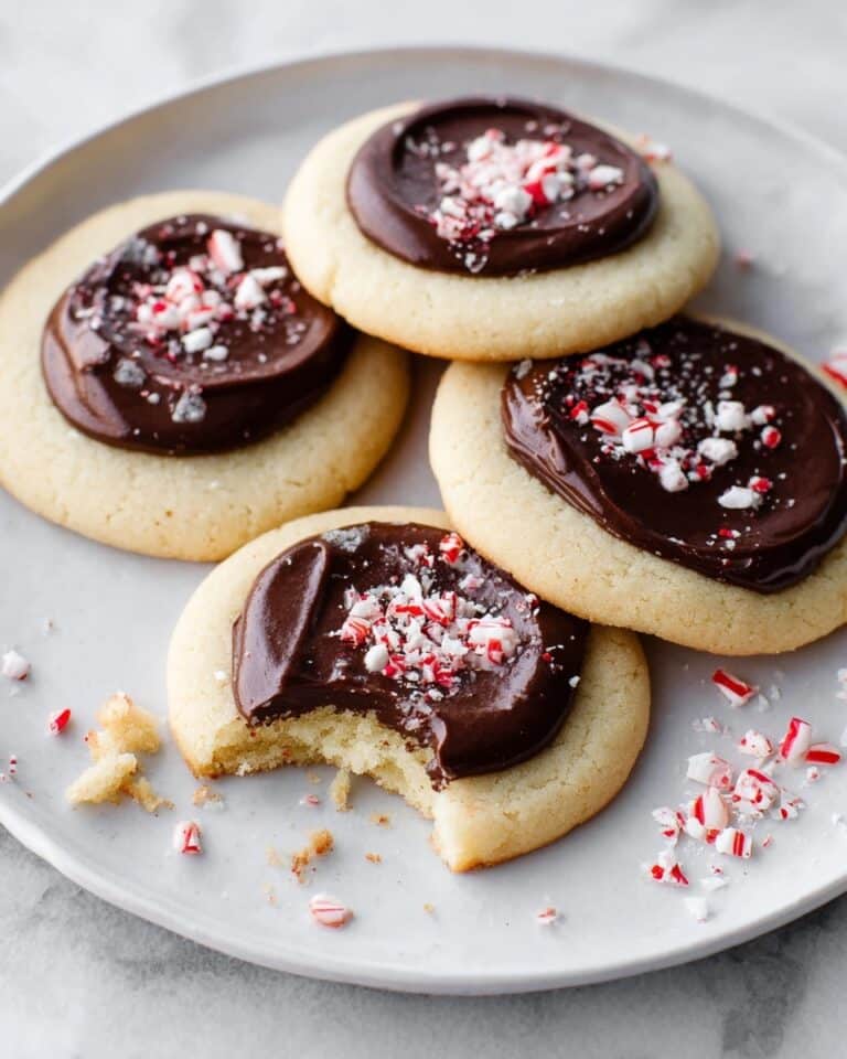Chocolate Peppermint Shortbread Cookies Recipe