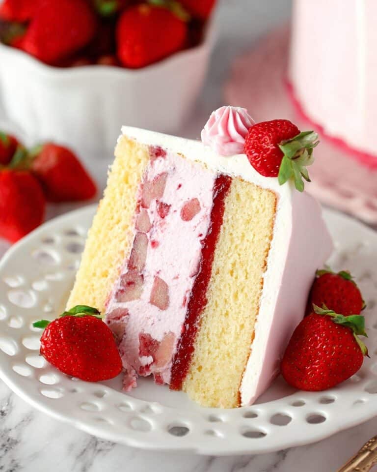 Strawberry Ice Cream Cake Recipe